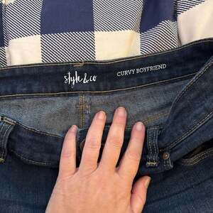 Style & Co Curvy Fit Boyfriend Jeans Size 10 P Blue Denim